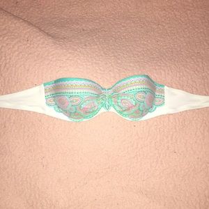 Victoria’s Secret bikini top